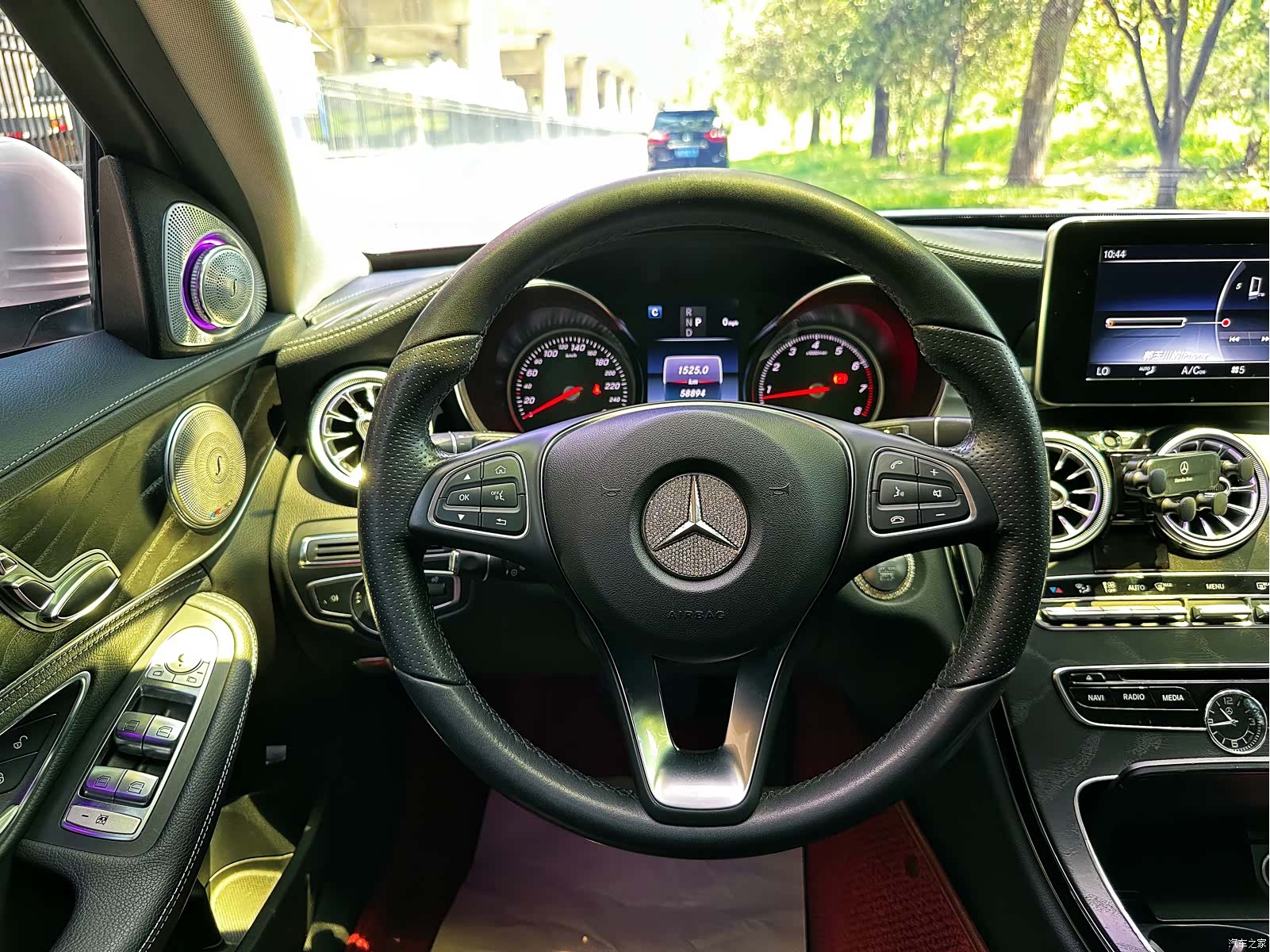 Mercedes-Benz C-Class, 2017 14