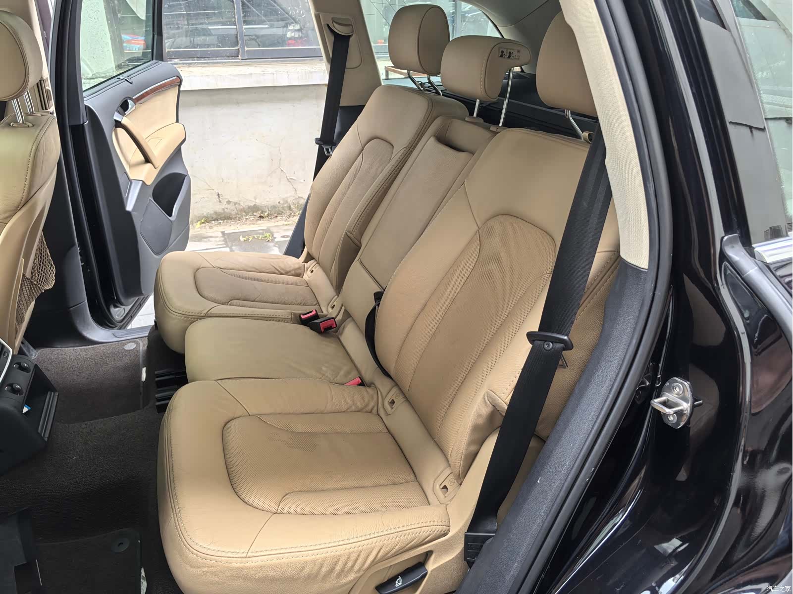 Audi Q7, 2011 17