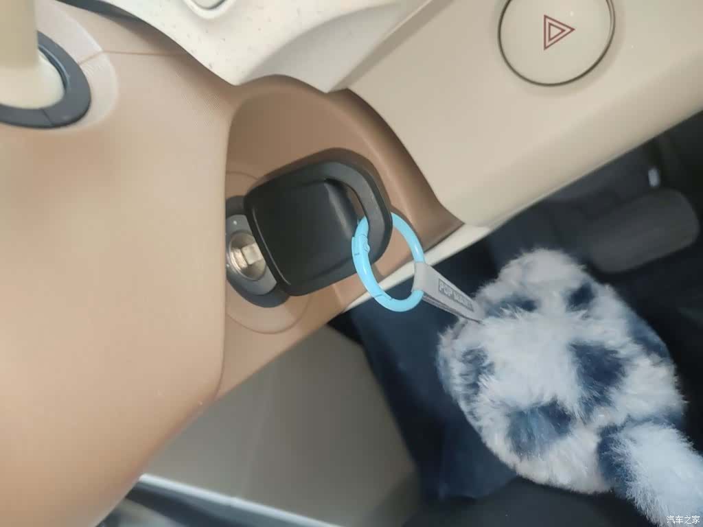 Wuling MINIEV, 2025 12