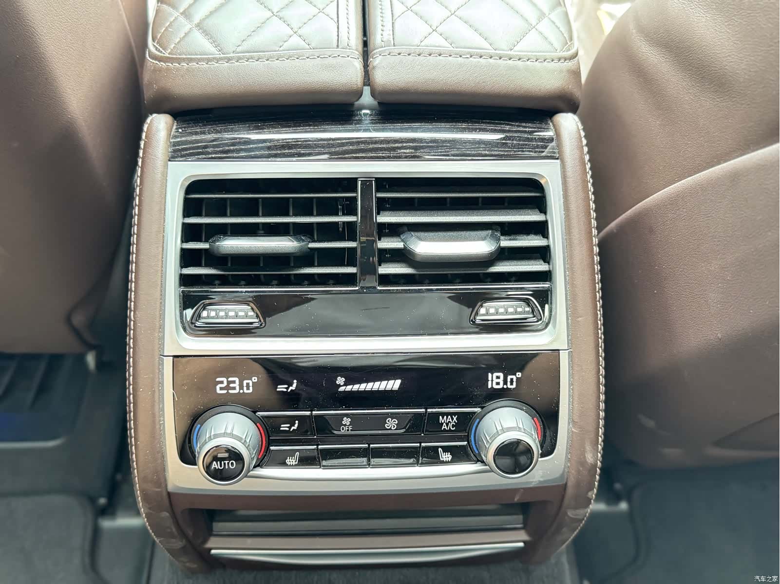BMW 7 Series, 2021 11