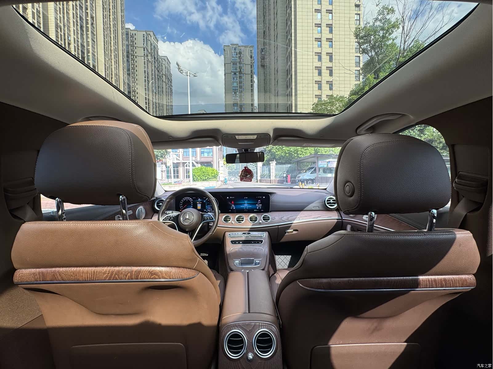Mercedes-Benz E-Class, 2022 8