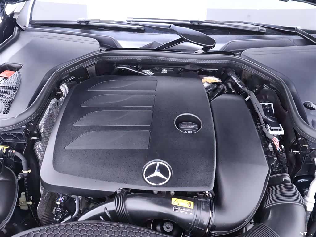 Mercedes-Benz E-Class, 2021 24