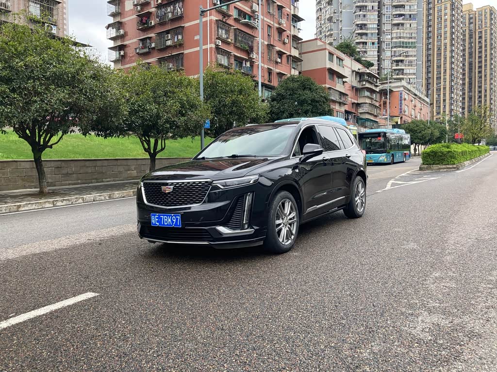 Cadillac XT6