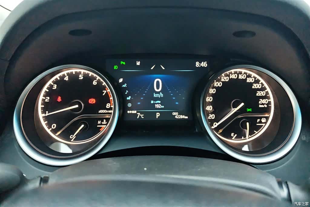 Toyota Camry, 2022 14