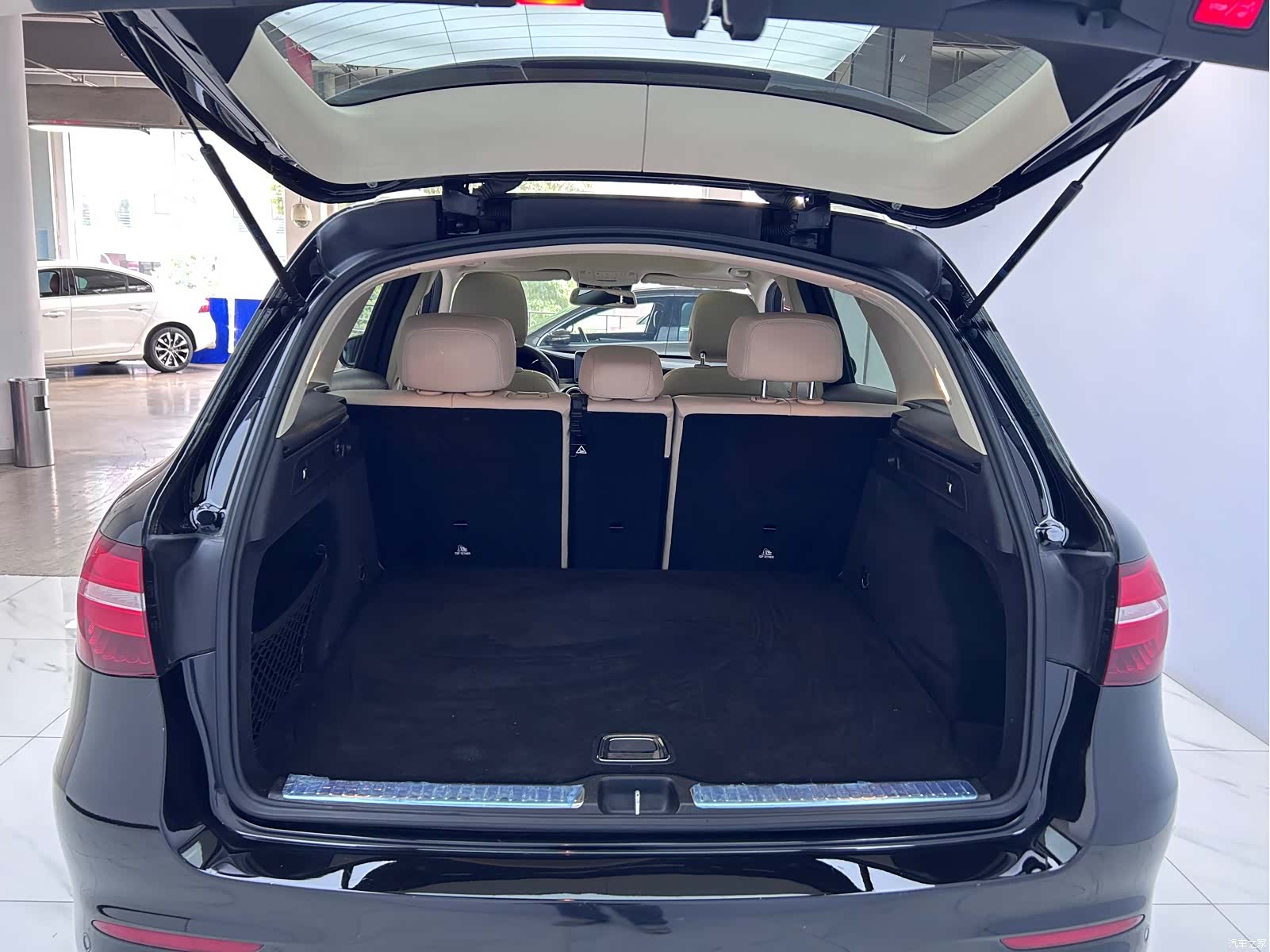 Mercedes-Benz GLC, 2018 22