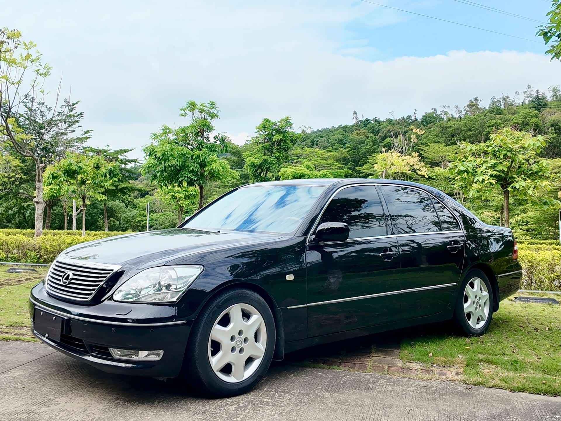 Lexus LS, 2004 25