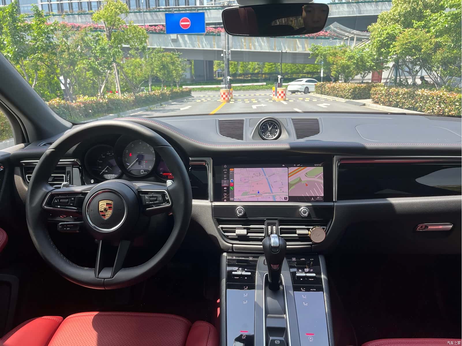 Porsche Macan, 2024 7