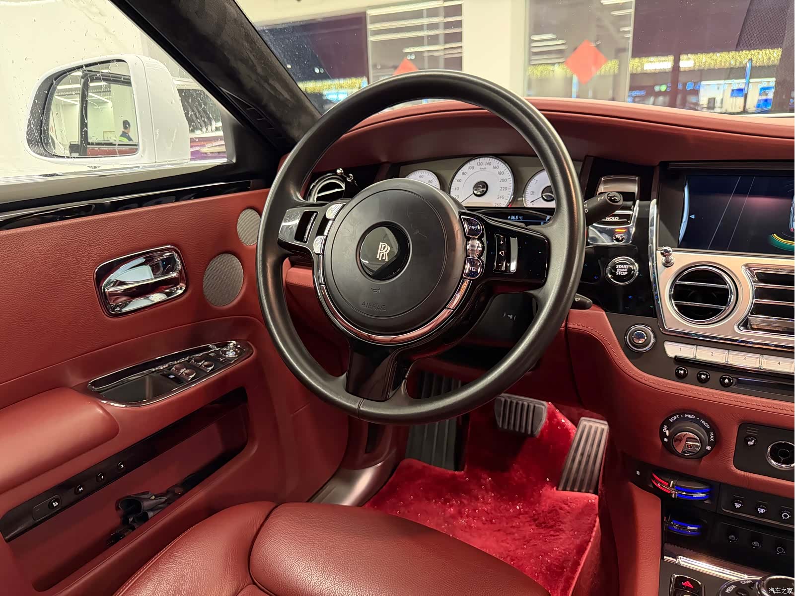 Rolls-Royce Ghost, 2019 4