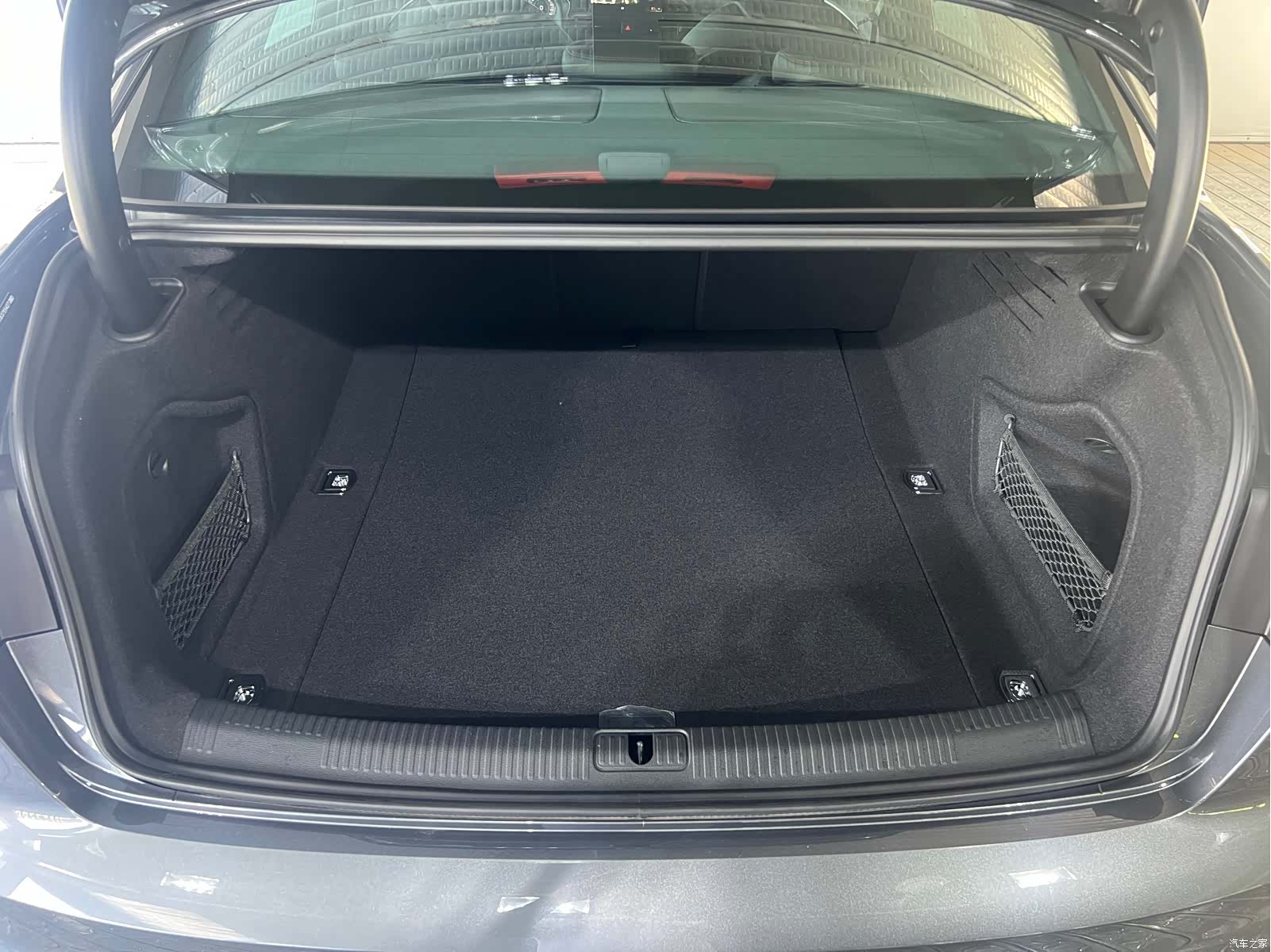 Audi A4L, 2026 18
