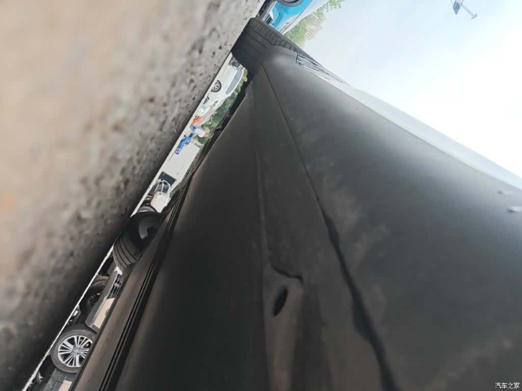 Tesla Model Y, 2022 21