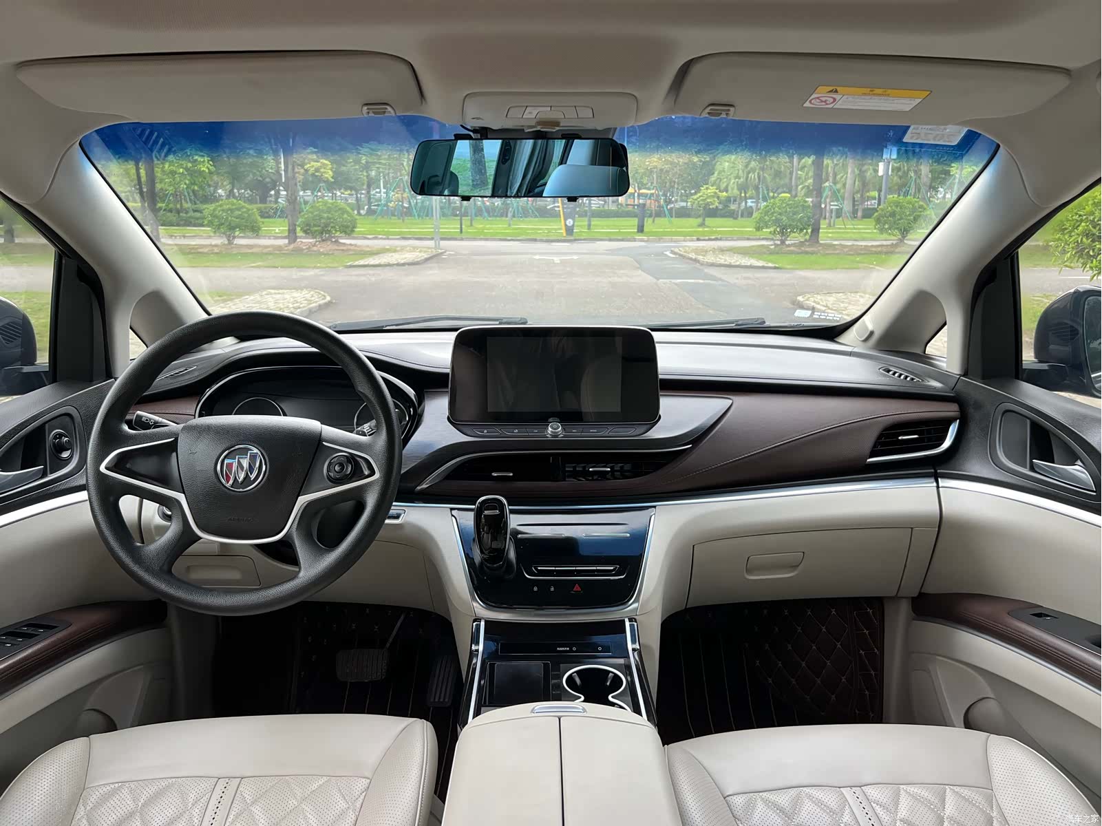 Buick GL8, 2022 13