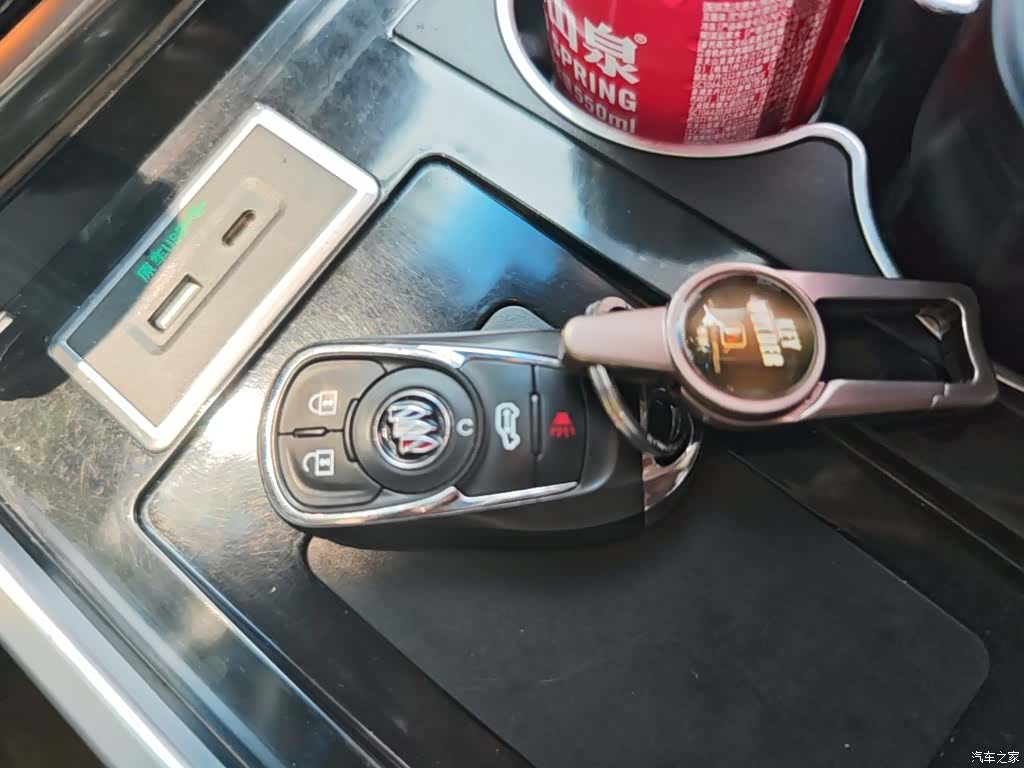 Buick GL8, 2022 9