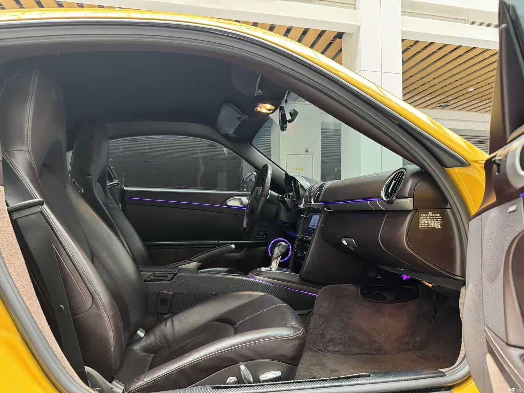 Porsche Cayman, 2011 10