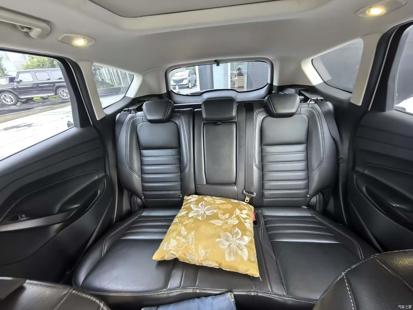 Ford Kuga, 2017 11