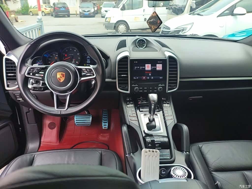 Porsche Cayenne, 2018 10