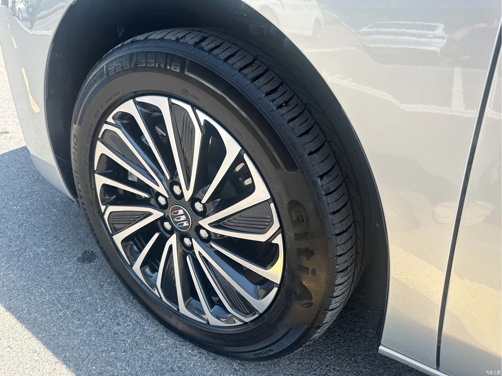 Buick GL8, 2025 7