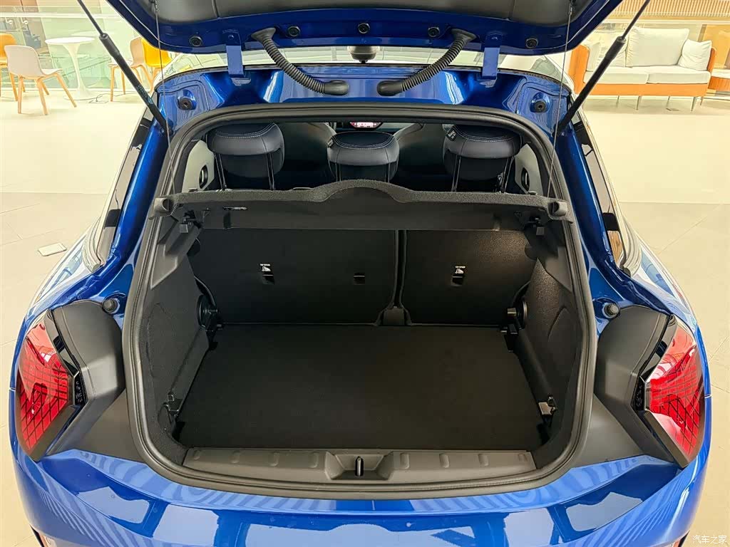 Mini Cooper, 2024 14