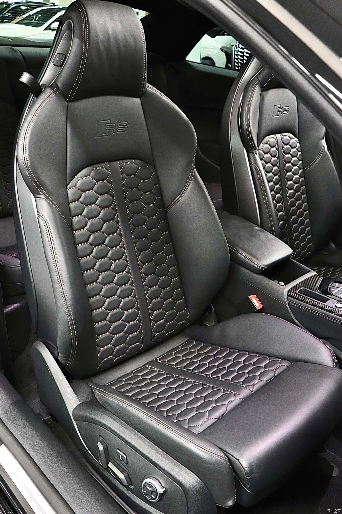 Audi RS, 2025 14