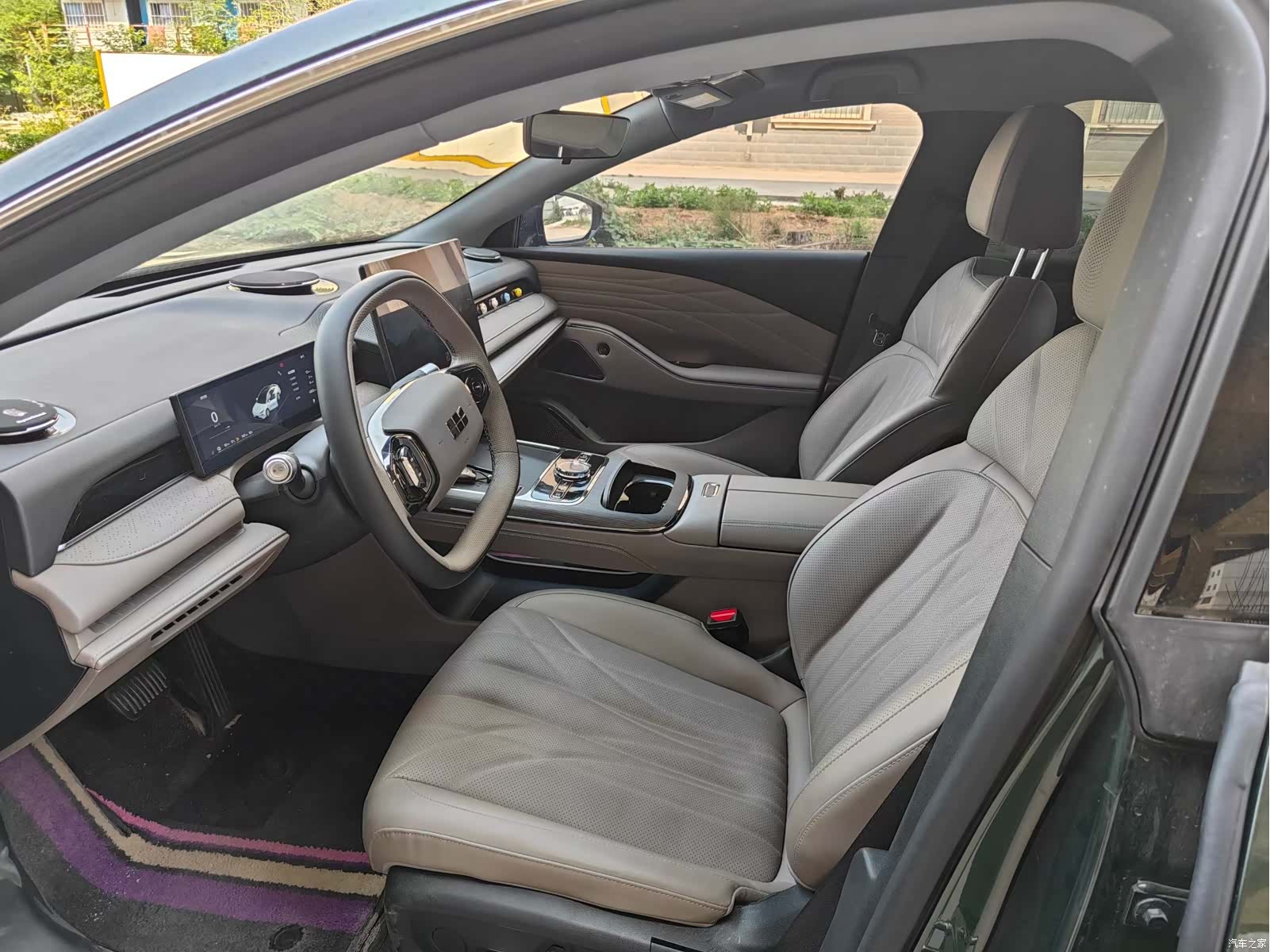 Geely 8, 2026 4