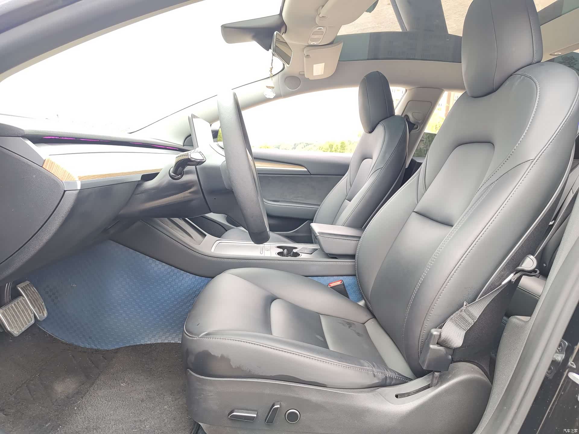 Tesla Model 3, 2022 9