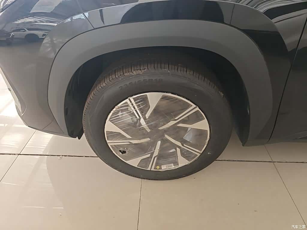 Geely Boyue, 2026 23