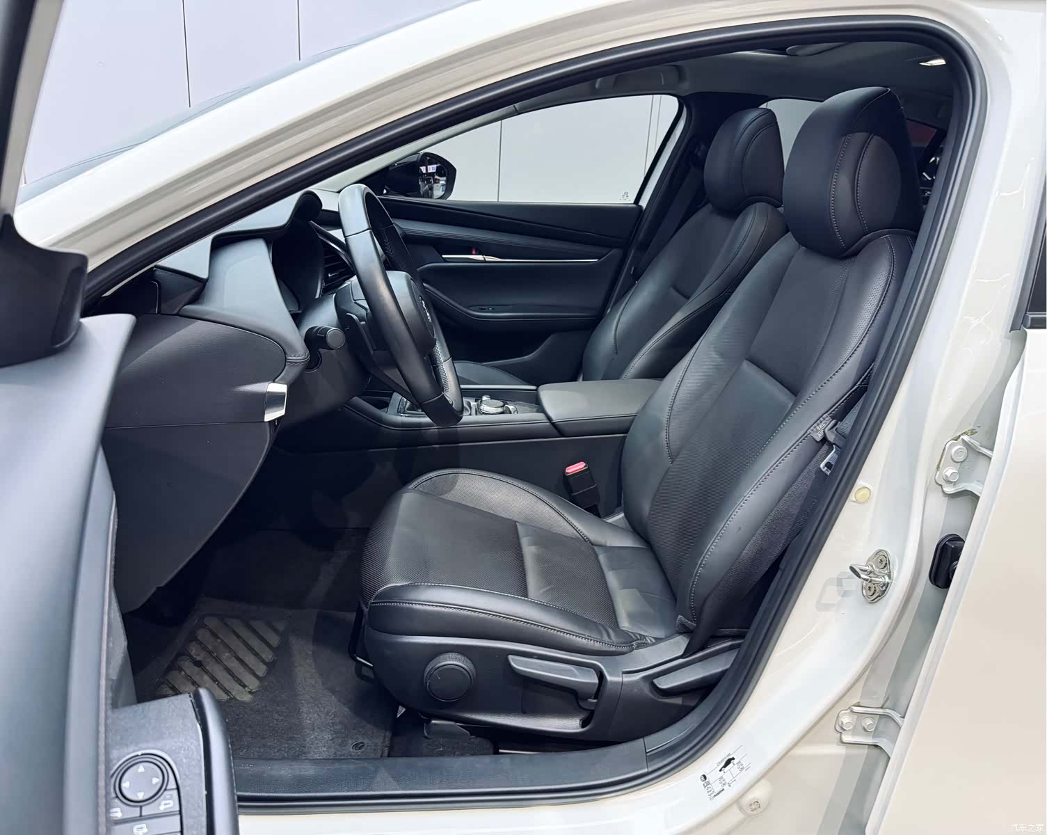 Mazda Mazda3, 2022 9