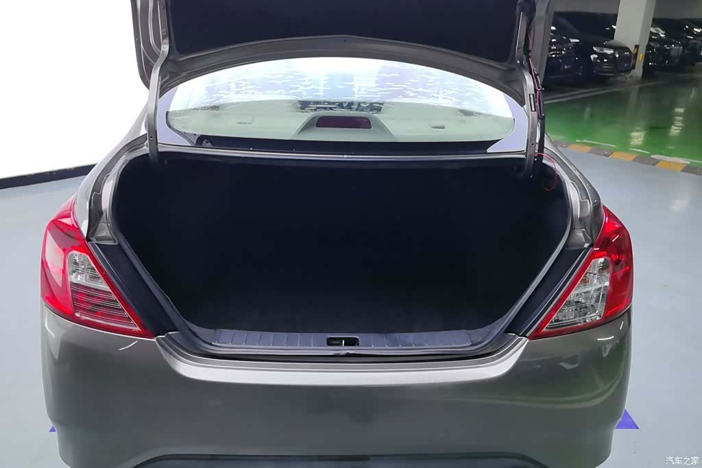 Nissan 1.5XE, 2016 4