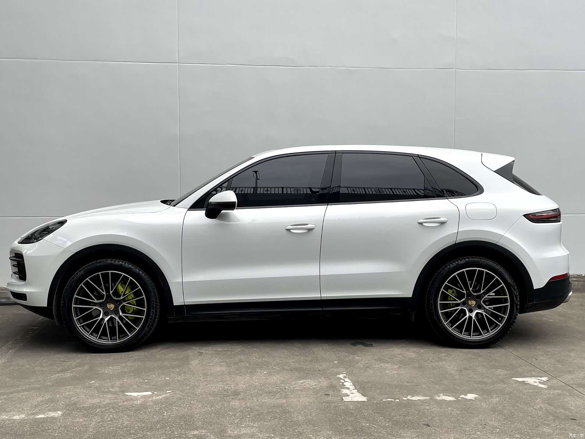 Porsche Cayenne, 2019 все фото