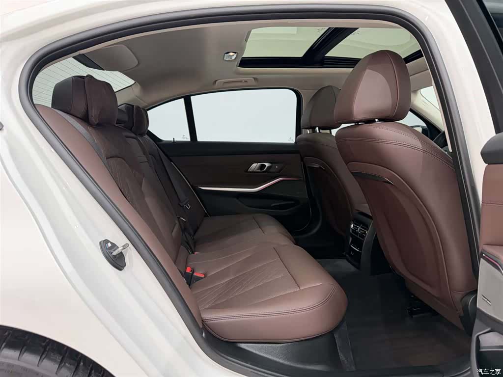 BMW 3 Series, 2025 20