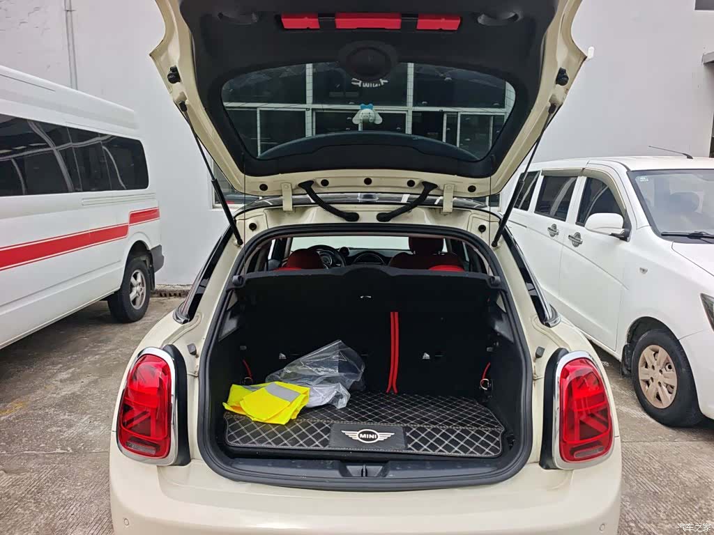 Mini Cooper, 2020 15