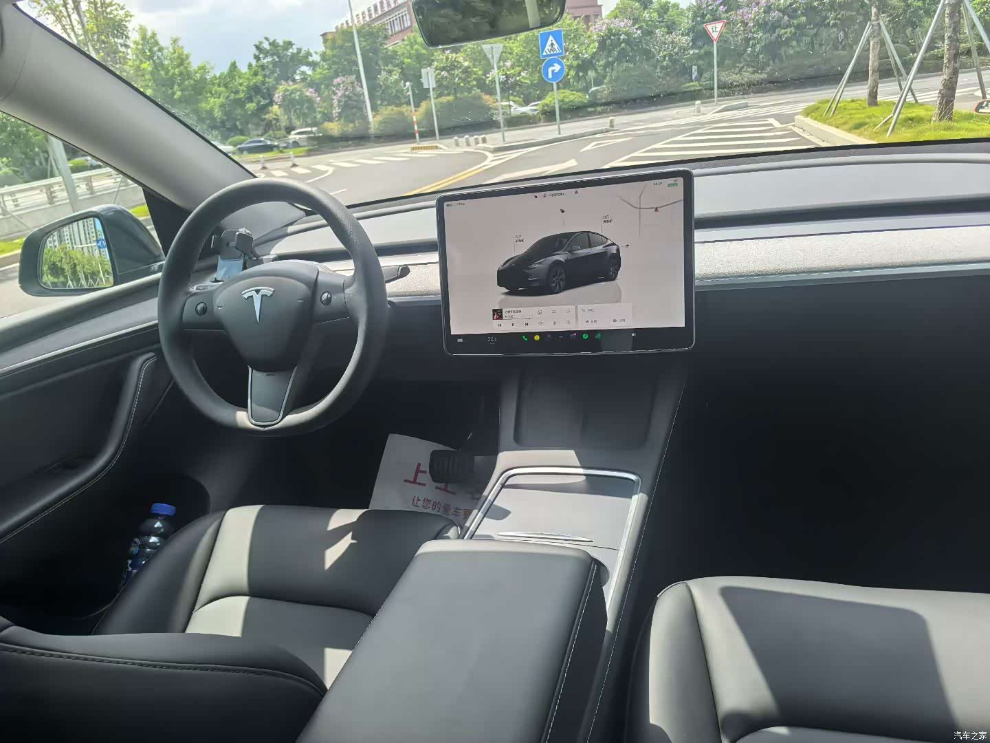 Tesla Model Y, 2024 7