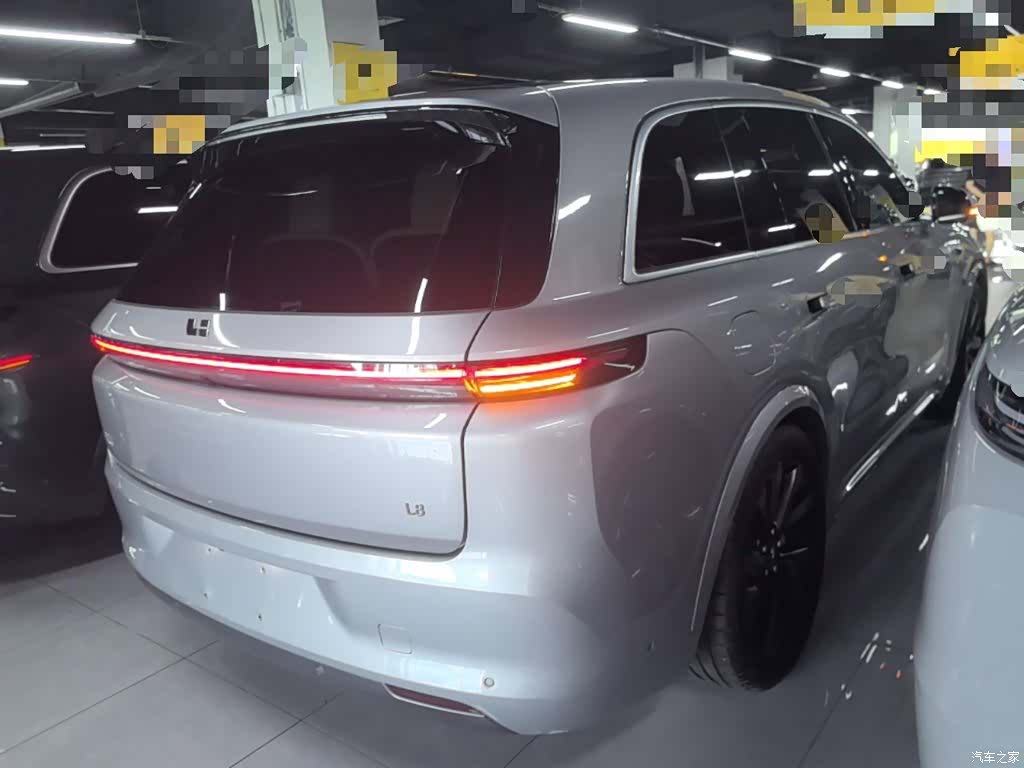 Li Auto L8, 2023 7