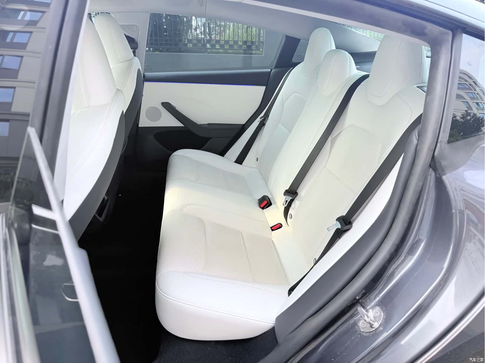 Tesla Model 3, 2024 7