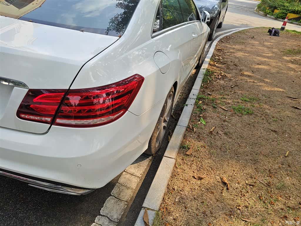 Mercedes-Benz E-Class, 2016 24
