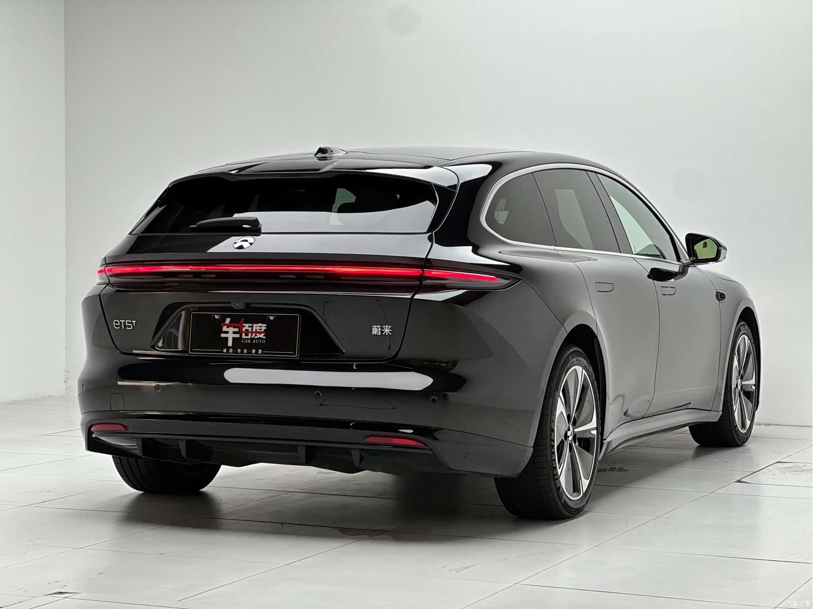 NIO ET5, 2025 4