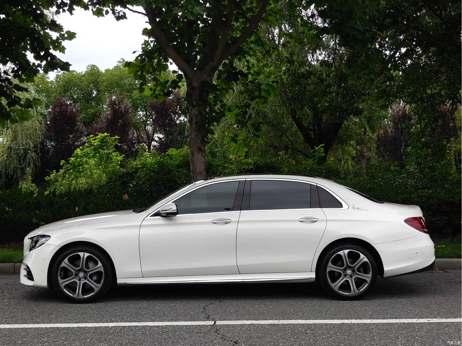Mercedes-Benz E-Class, 2017 2
