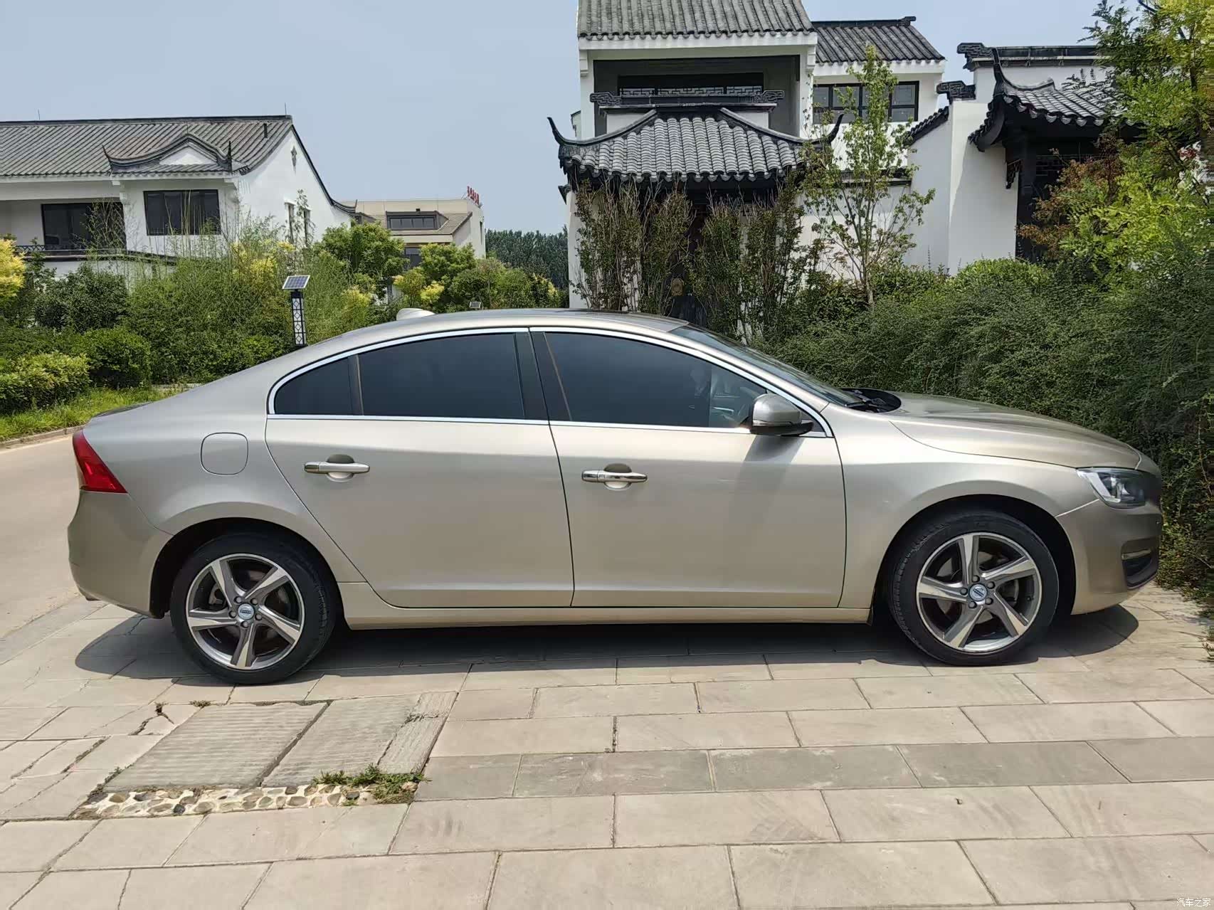 Volvo S60, 2016 все фото