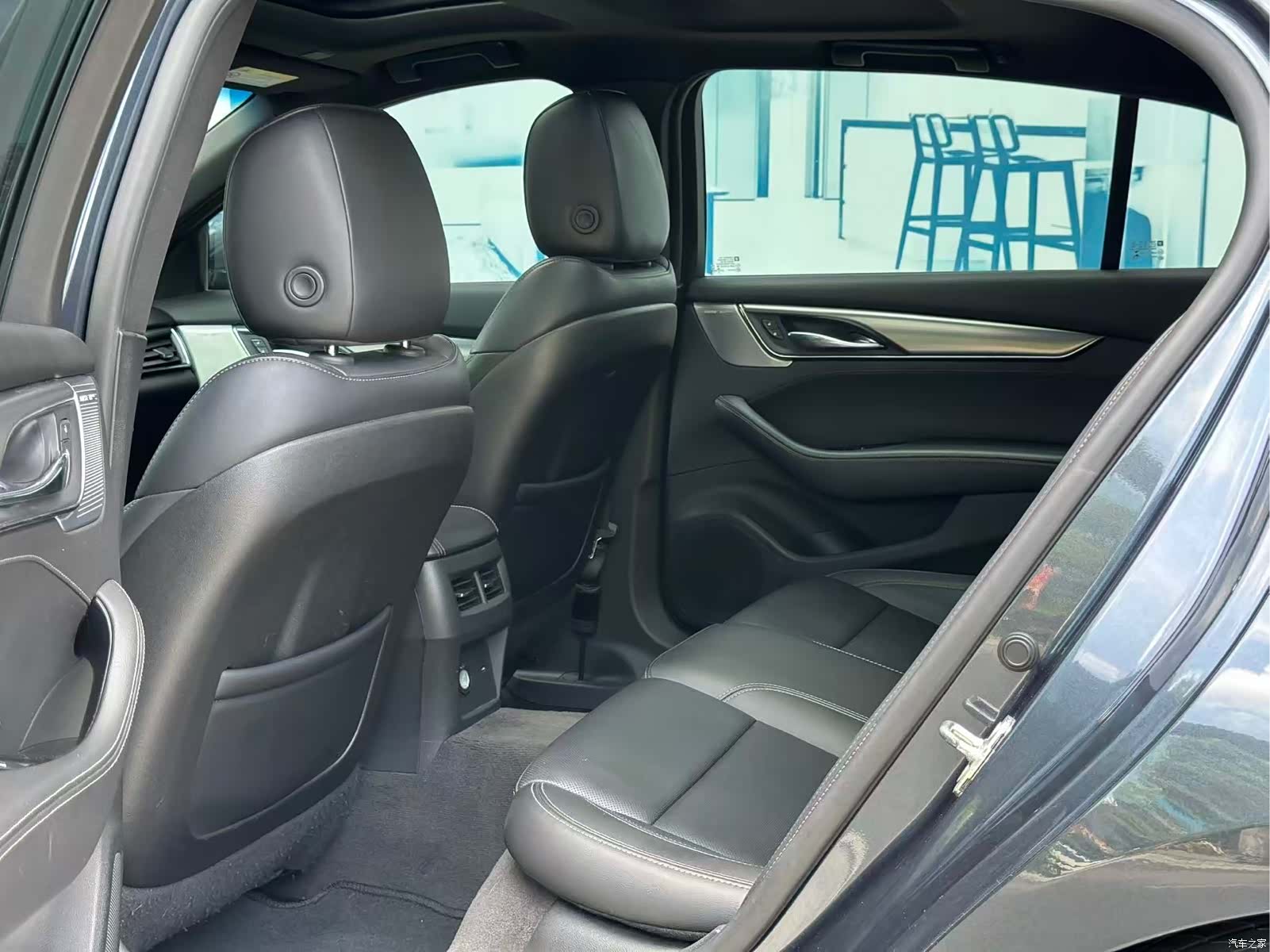 Cadillac CT5, 2022 6