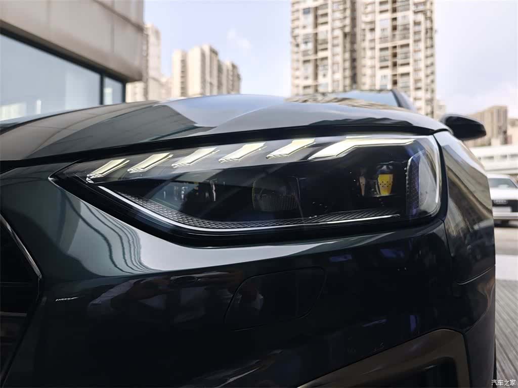 Audi A4L, 2023 14