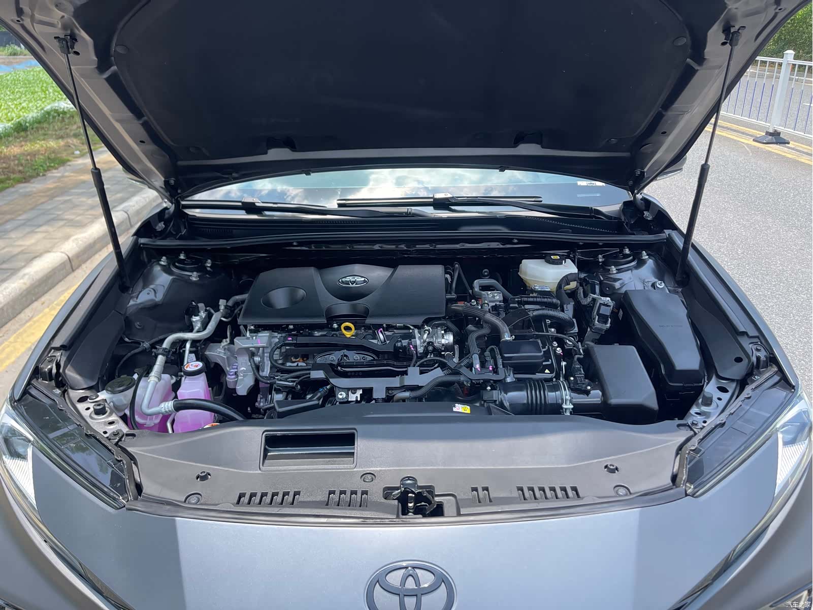 Toyota Camry, 2025 30