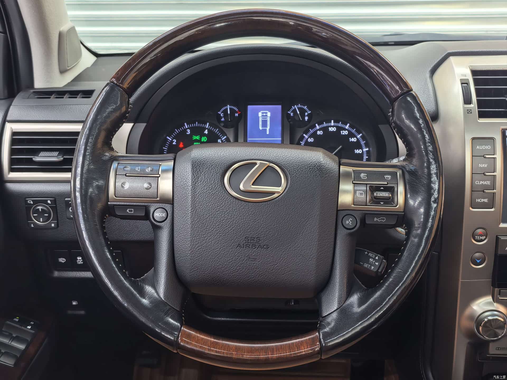 Lexus GX, 2016 20