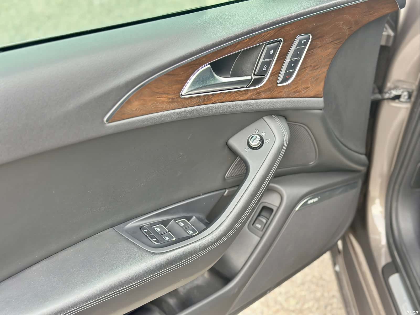 Audi A6L, 2012 19