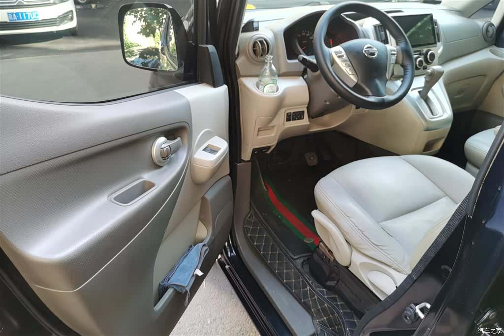 Nissan NV200, 2018 7