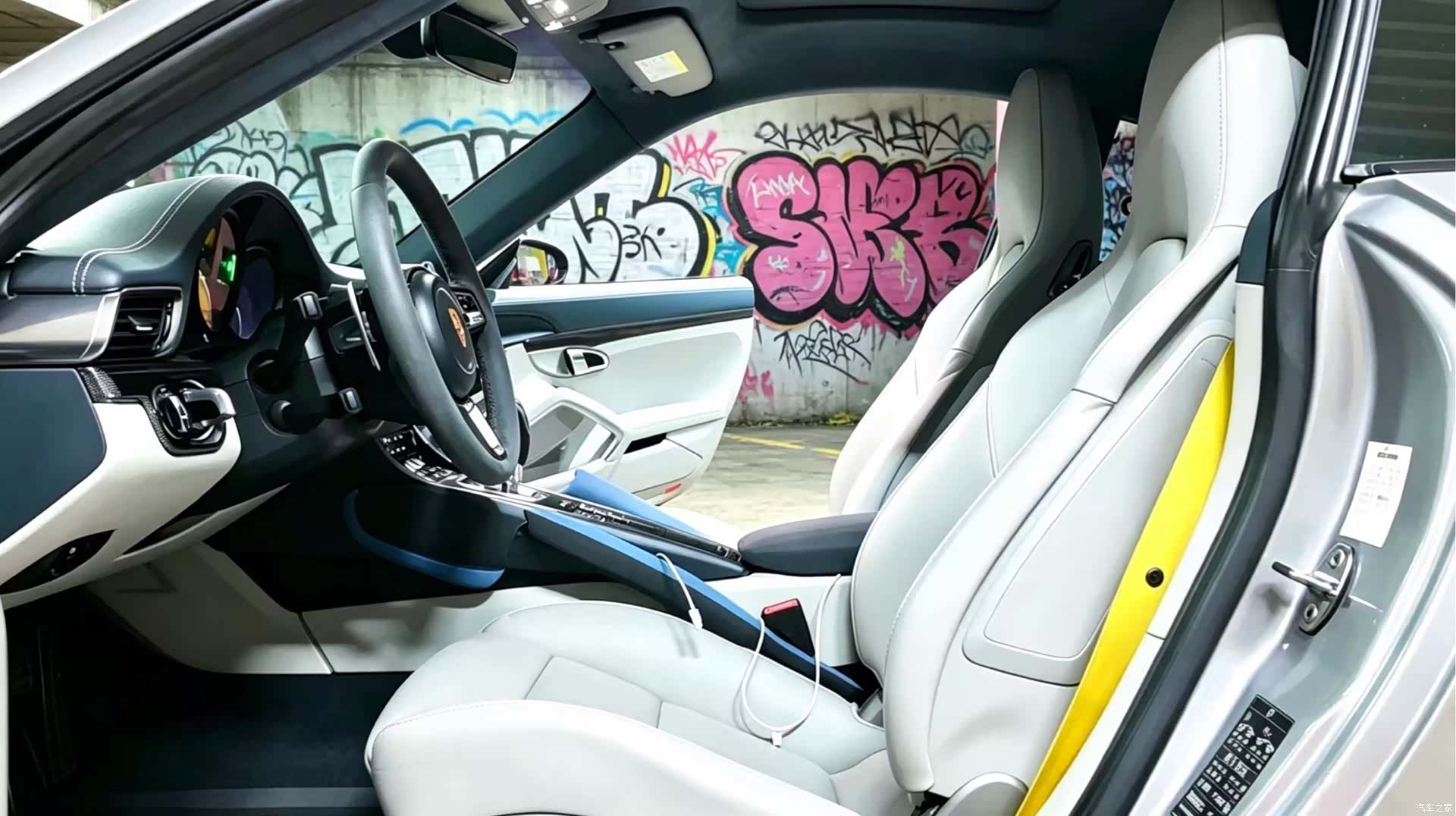 Porsche 911, 2018 14
