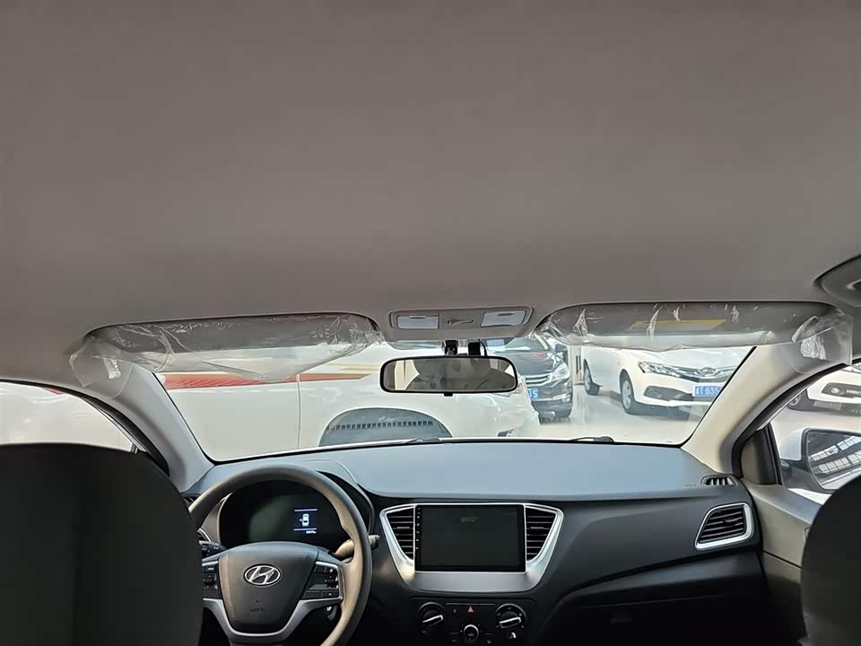 Hyundai Accept