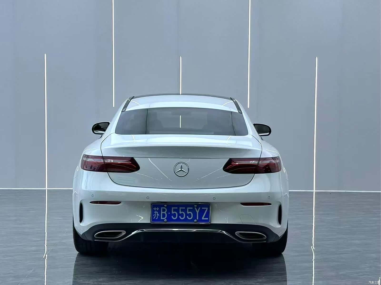 Mercedes-Benz E-Class, 2023 14