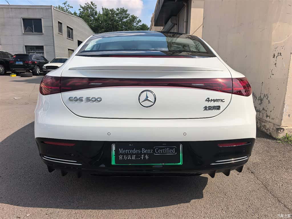 Mercedes-Benz EQE, 2025 14