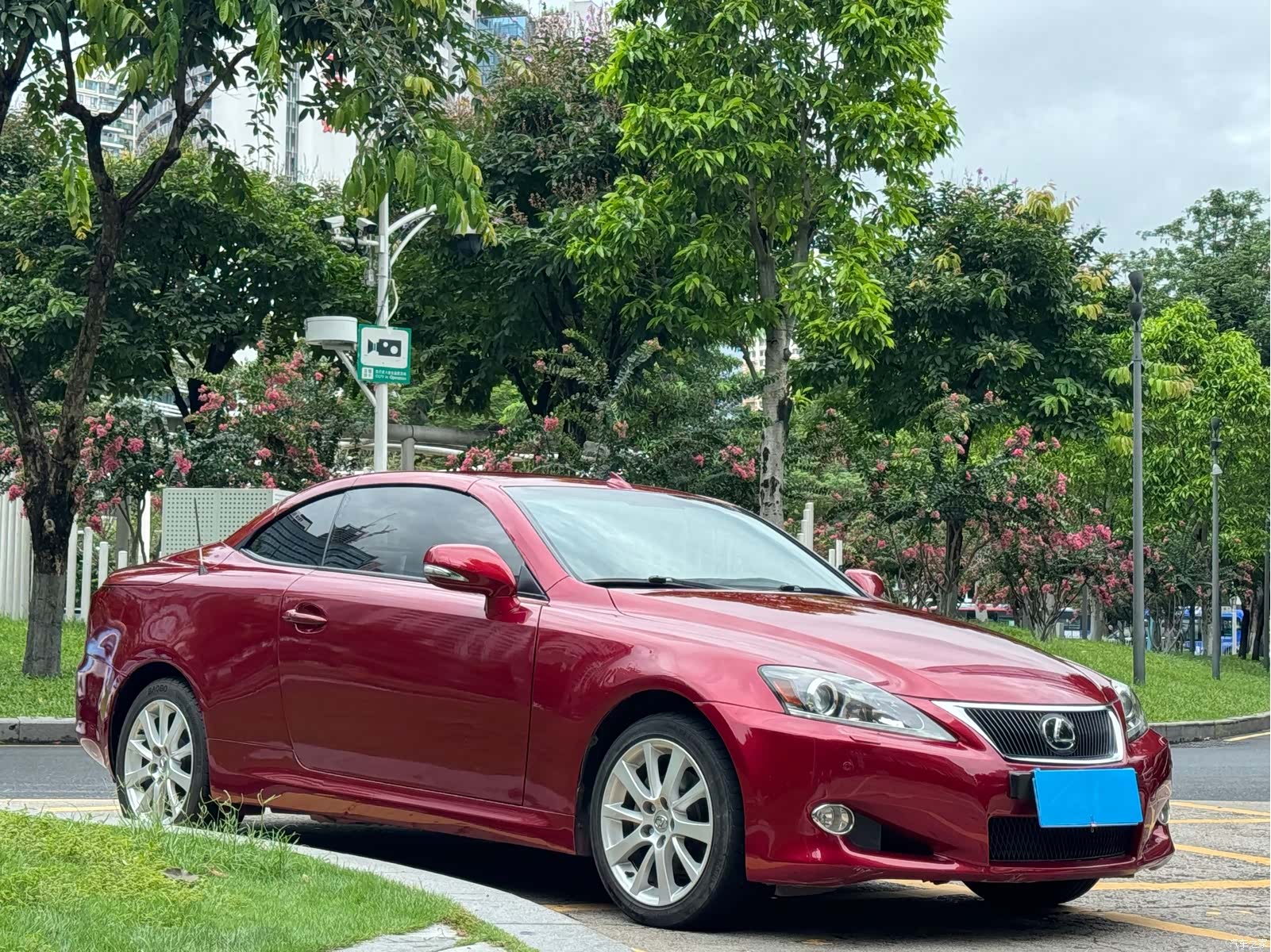 Lexus IS, 2011 3