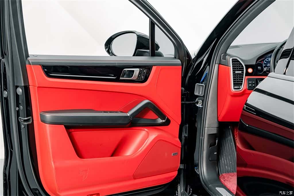 Porsche Cayenne, 2022 16
