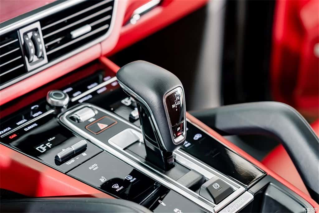 Porsche Cayenne, 2022 15
